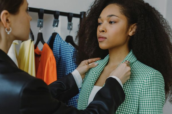 Quels sont les critères à considérer pour choisir la bonne taille de soutien-gorge?